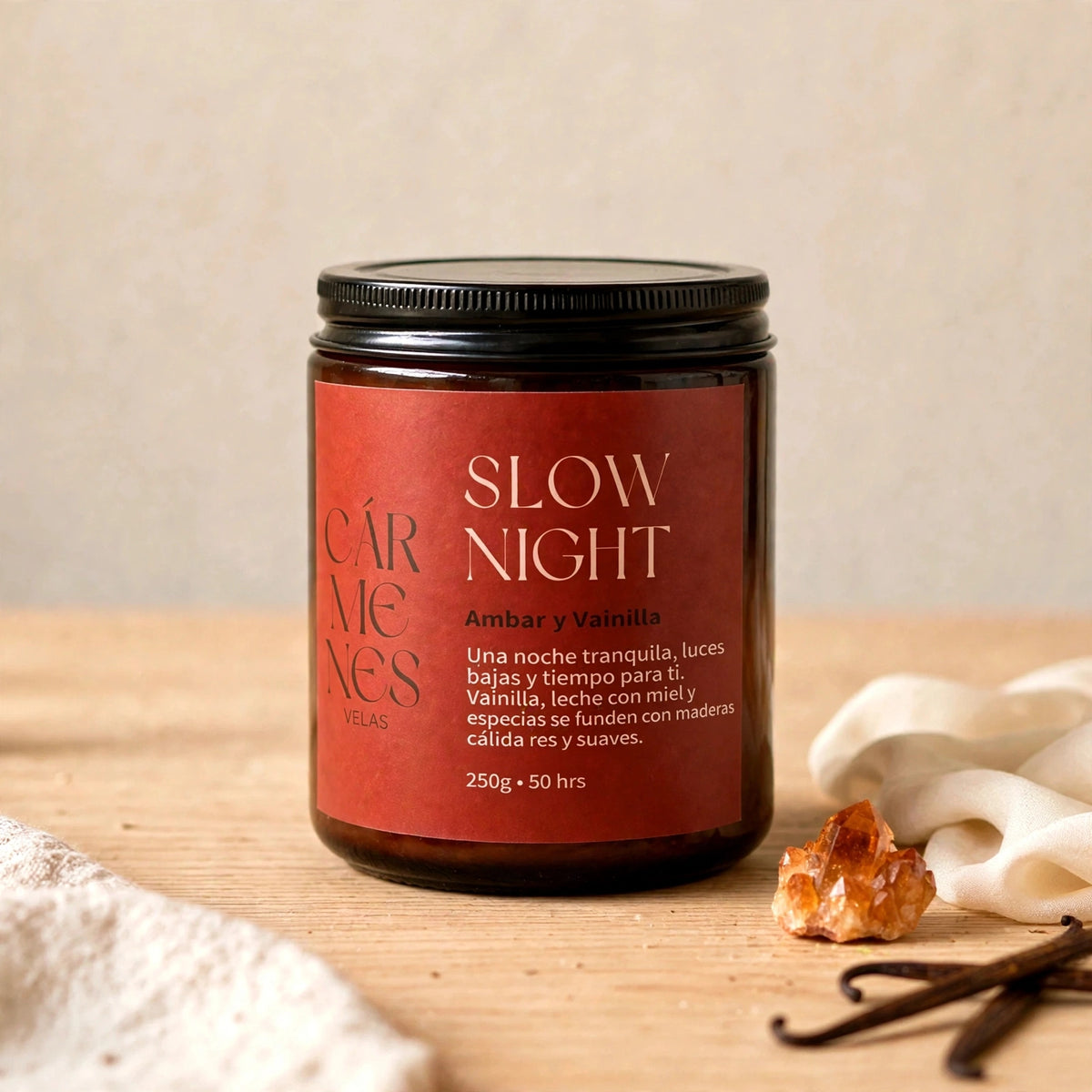 Vela aromática de cera de soja con aroma a ámbar y vainilla elaborada en Alicante